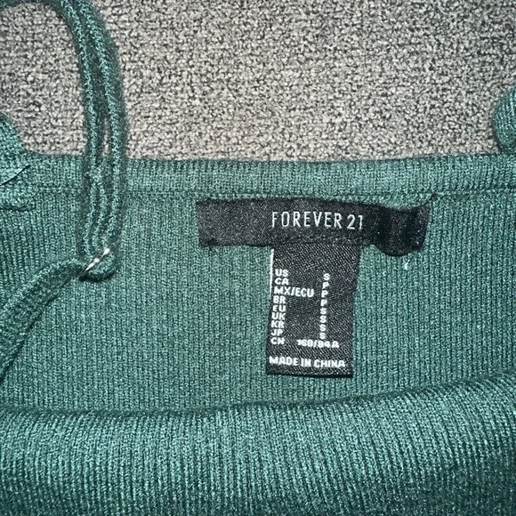 Forest Green Ribbed Tank Top w/ Button Detail – Forever 21 - Picture 4 of 4